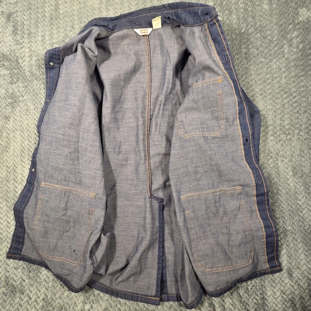 Vintage Levi's Denim Jean Chore Jacket Men's Medium Button Up Orange Tab Pockets - Picture 12 of 16